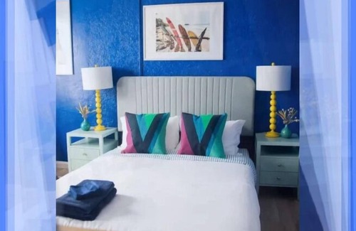 Westlake Apartamento | Stylish Studio with Sunset Views