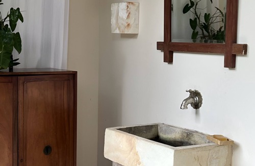 San Mateo Casa | Stylish suite in the heart of La Ecovilla - 1 hour from Airport