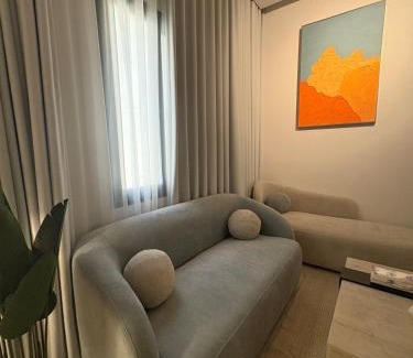 Dammam Apartamento | Stylish Suite, Walk to Café & SuperMarket