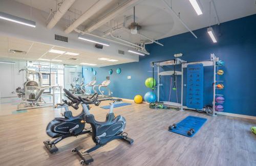 Tempe Apartamento | Stylish Tempe ASU Stay Pool Gym Parking WD