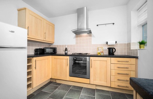 Hall Green Casa | Stylish Three Bedroom Retreat with Garden