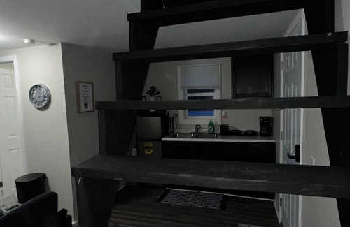 Terre Haute Cabina | Stylish Tiny Home in prime Terre Haute location