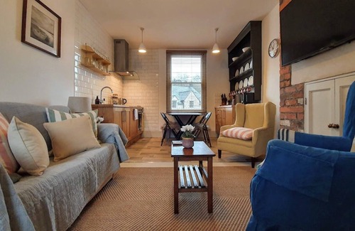 Nailsworth Apartamento | Lujoso-Habitacion Doble-Baño con ducha-Vista a la Calle-Studio