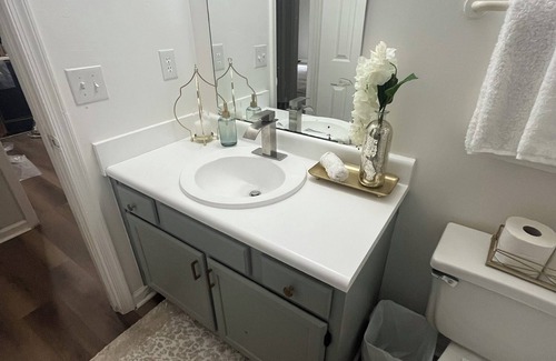 Greensboro Casa | Stylish Townhome Guest Room with Guest Bath