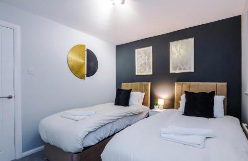 Offerton Apartamento | Stylish Two Bedroom Apartment in Stockport by Eason Stays, Ideal For Business Stays and Getaways, with Free Parking