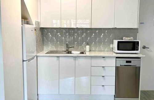 Noosaville Apartamento | Stylish Unit, 4* Resort, Close to Noosa River