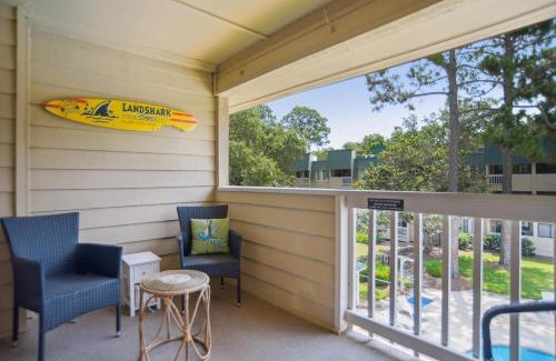 Palmetto Dunes Villa | Stylish Upscale Beachside Villa Pool View