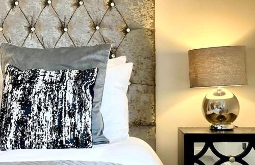 Century Wharf Apartamento | Stylish Urban Escape Cardiff Bay Free Parking