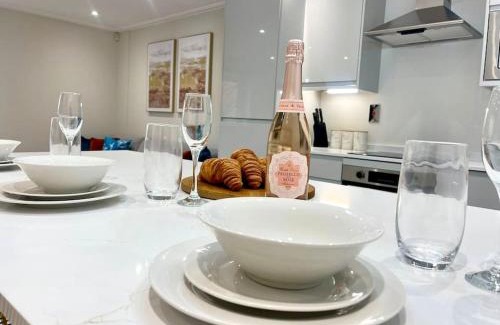 Century Wharf Apartamento | Stylish Urban Escape Cardiff Bay Free Parking
