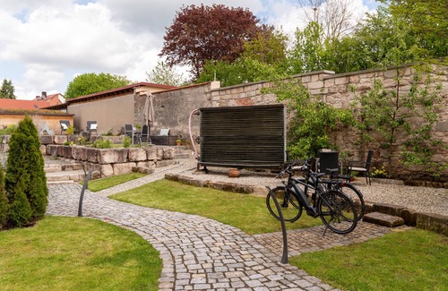 Rauhenebrach Condominio | Stylish vacation apartment - Hopfenseiher - in the old brewery