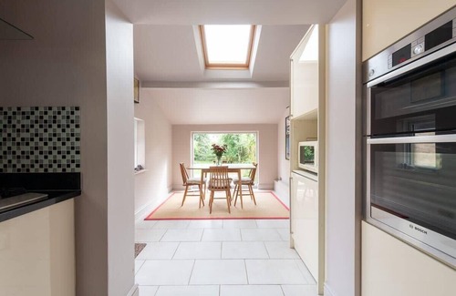 Cambridge Casa | Stylish Victorian 2 Bed Terraced House with Garden