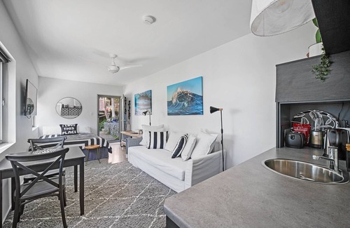 Smiths Lake Casa | Stylish Villa 38 has Stunning Lake & Ocean Views a Perfect Retreat !