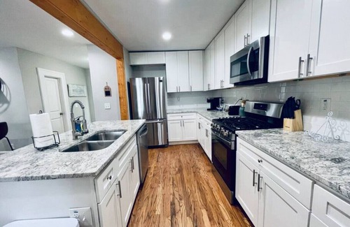 Atlanta Casa | Stylish West Atlanta Abode, Private Patio, Backyard, Office, WiFi & Pet Friendly