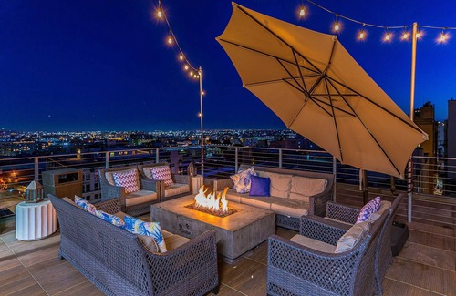 Historic Core Apartamento | Stylish XL 2br/2ba At HWH by Oneluxstay