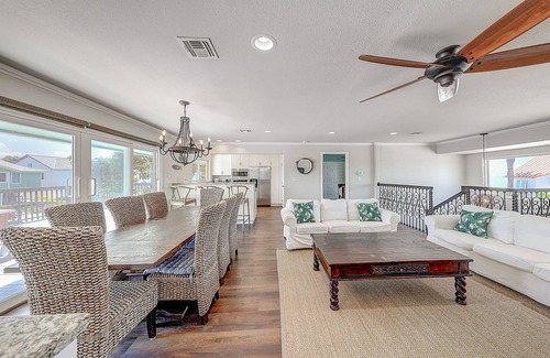 Key Allegro Casa | Stylishly Remodeled Home w/ Canal Views & Private Deck - Near Beach