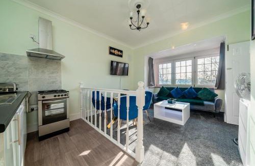 Wanstead Apartamento | Stylist and Cosy 1 bed Apartment LongStay Parking Sleeps 3 WiFi