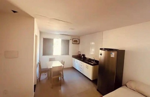 Buzios Apartamento | Suíte charmosa a 30 m da Orla Bardot 01