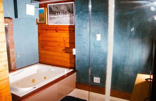 Centro Apartamento | Suíte com Hidro no centro