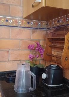 Campinas Casa | Suíte privativa em casa de família - ENTRADA INDEPENDENTE - a tranquilidade - conforto e privacidade que vc procura - super limpinha com cozinha em BARÃO GERALDO- perto de tudo e sossego total