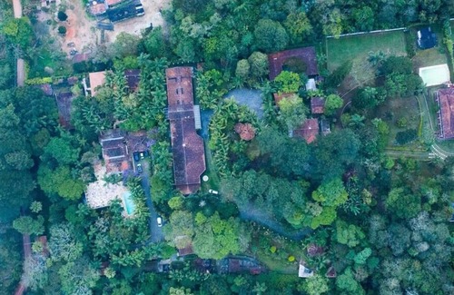 Embu das Artes Casa | Suíte Toledo
