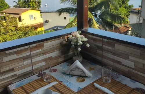 Praia de Aracatiba Cama Y Desayuno | Suítes Carla e Carol