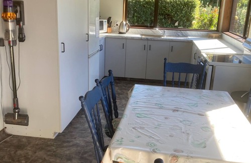 Kairakau Condominio | Soleada y bien equipada casa de playa Kairakau.