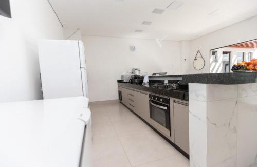 Setor Lagoa Quente Casa | Sua Casa Perfeita c/4 Suítes e Piscina Aquecida