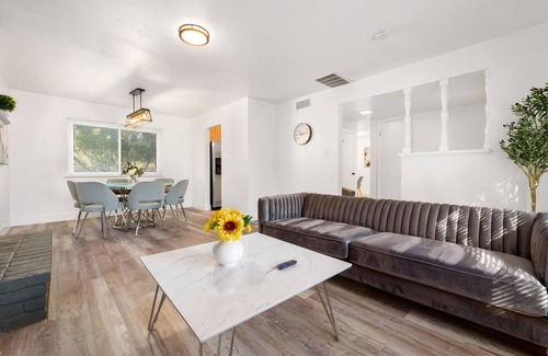 Rancho Cordova Casa | Sub URBAN 4 BD Home/POOL/GAME Near RIVER & TRAIL
