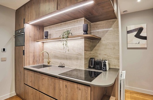 Faubourg-du-Roule Apartamento | Sublime AC Apartment - Champs Elysees
