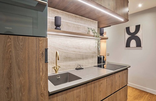 Faubourg-du-Roule Apartamento | Sublime AC Apartment - Champs Elysees