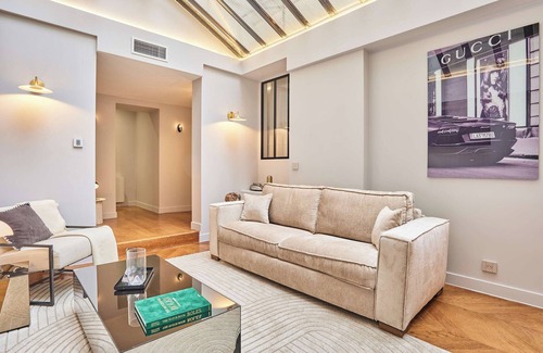 Faubourg-du-Roule Apartamento | Sublime AC Apartment - Champs Elysees