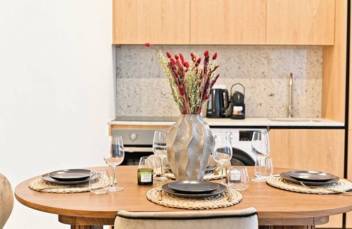 Quartier de Rochechouart Apartamento | Sublime Air-conditioned Flat Galeries Lafayette