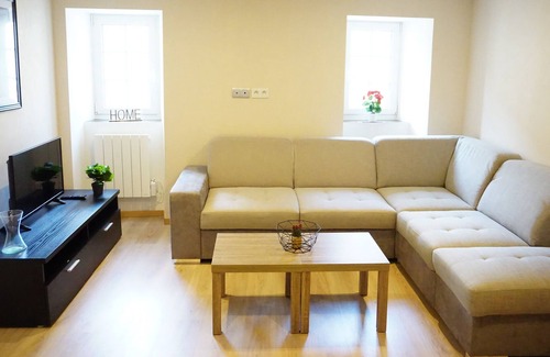Langres Casa | Sublime apartment close to the Diderot statue, hyper-center