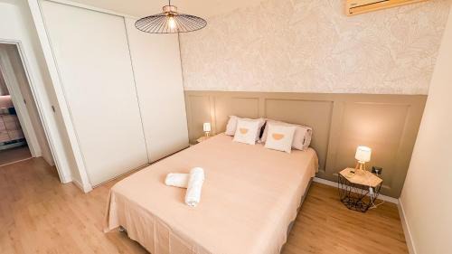 Sainte-Clotilde Apartamento | Sublime Duplex - 2 Chambres - Terrasse Privée - Emplacement Idéal