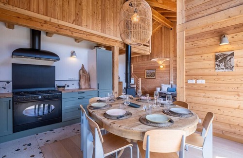 Les Praz-de-Chamonix Chalet De Esquí | Sublime Semi Detached Chalet Facing The Mont Blanc