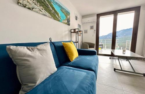 Mandelieu-La-Napoule Apartamento | Sublime studio with large terrace and pool