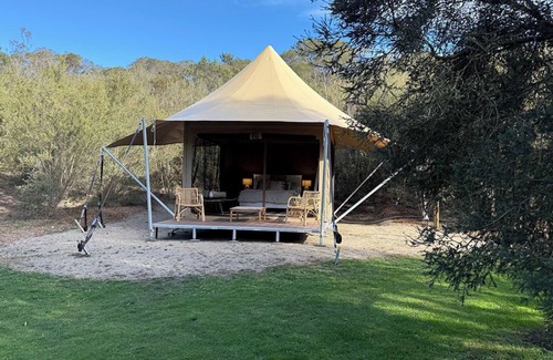 Fingal Cabina | Submerse yourself in nature - Unique Glamping experience, Mornington Peninsula.