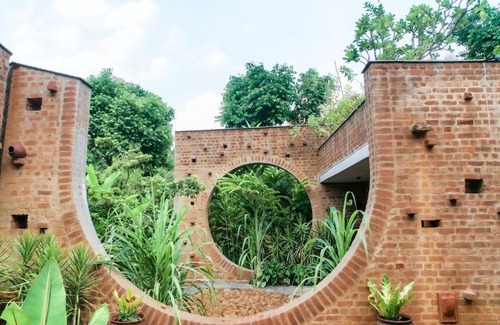 Agara Casa | Subterranean Ruins Resort