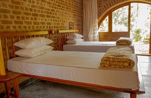Agara Casa | Subterranean Ruins Resort