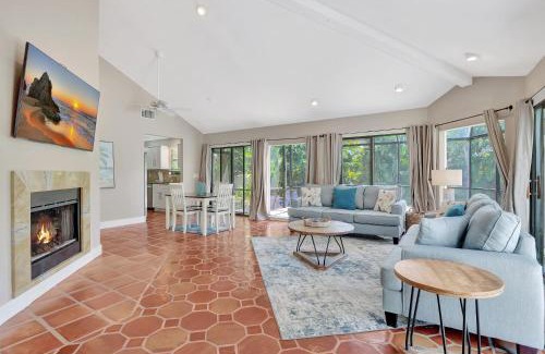 Central Naples Casa | Subtropical Oasis -Naples Fl Retreat