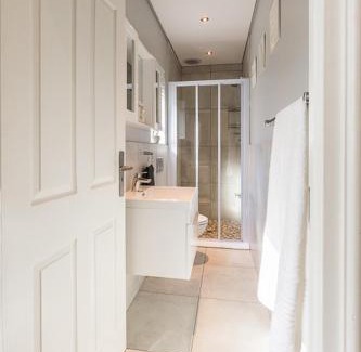 Kraaifontein Apartamento | Suburban Bliss Durbanville