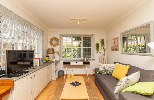 Kenilworth Casa | Suburban bliss with Wifi and plunge pool