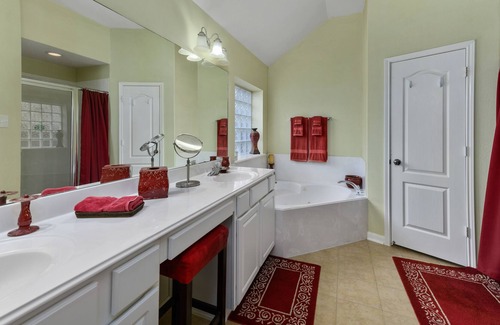 Cypress Casa | Oasis del suburbio de Houston con espacio flexible