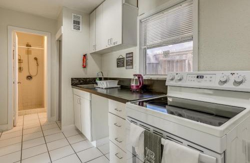 Clodine Apartamento | Suburban Home By Arthur Storey Park and HCA Houston!