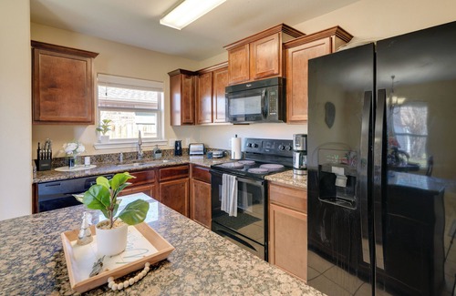 Magnolia Casa | Suburban Home in Magnolia w/ Fenced Yard