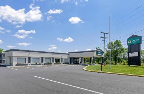 Verona Hotel | Suburban Studios Verona - Staunton North