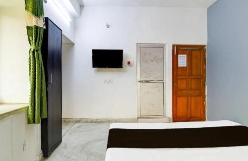 Kolkata Casa | Sudarshan Villa Guest House - Near Ruby General hospital