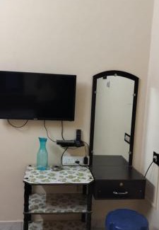 Virudhunagar Cabina | Suganya Lodge