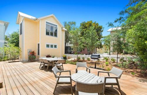 Seaside Casa | Sugar and Spice