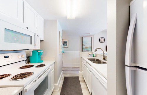 Orange Beach Hotel | Sugar Beach 210